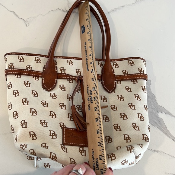 Vintage monogram DB Dooney & Bourke leather tassel detail handbag purse bag - Picture 15 of 16